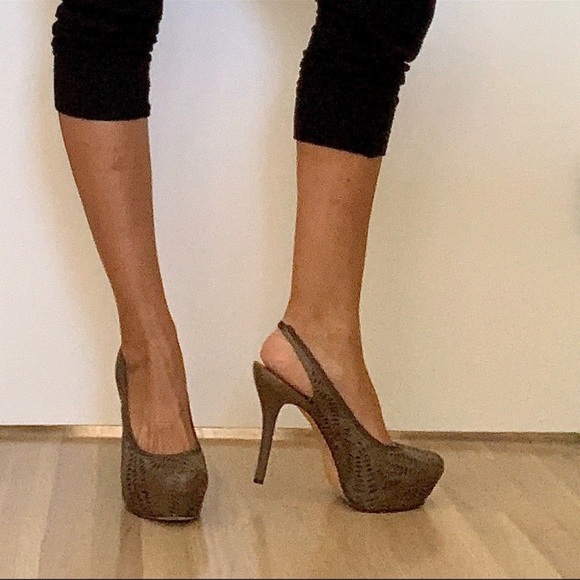 L.A.M.B size 9 heels - Picture 4 of 5